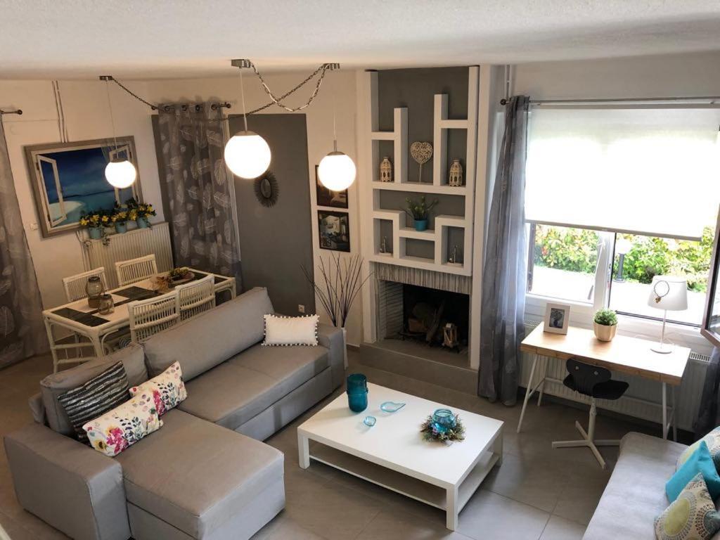 Sofia'S Pearl Beachfront Maisonette Nea Kallikrateia Luaran gambar