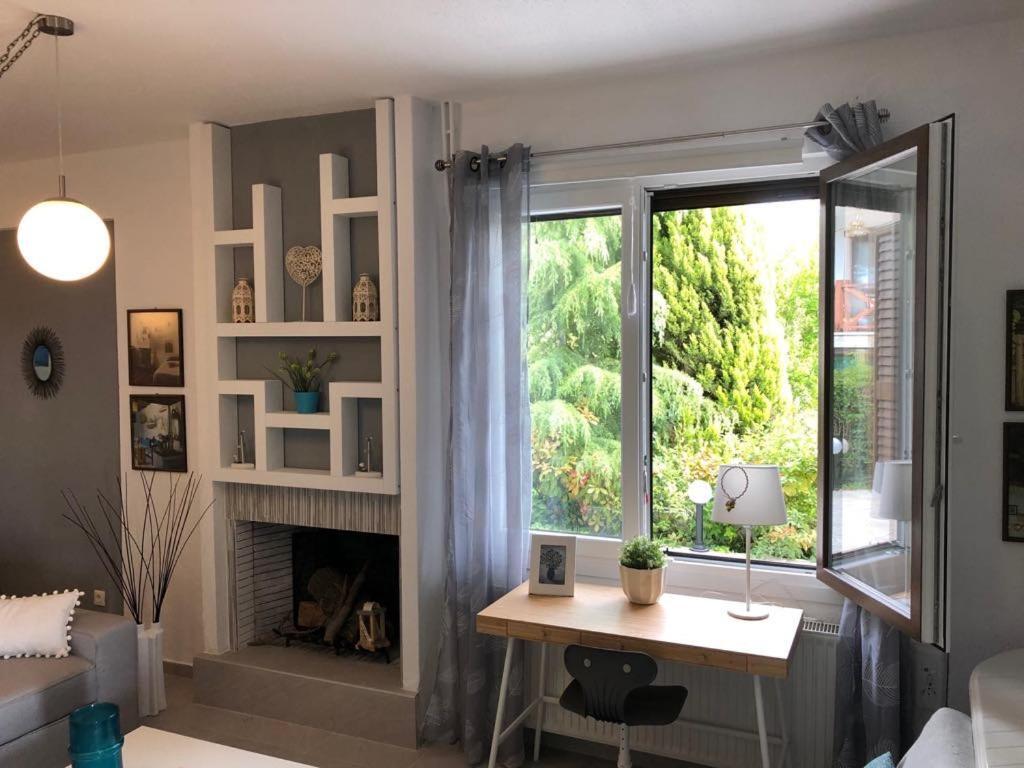 Sofia'S Pearl Beachfront Maisonette Nea Kallikrateia Luaran gambar